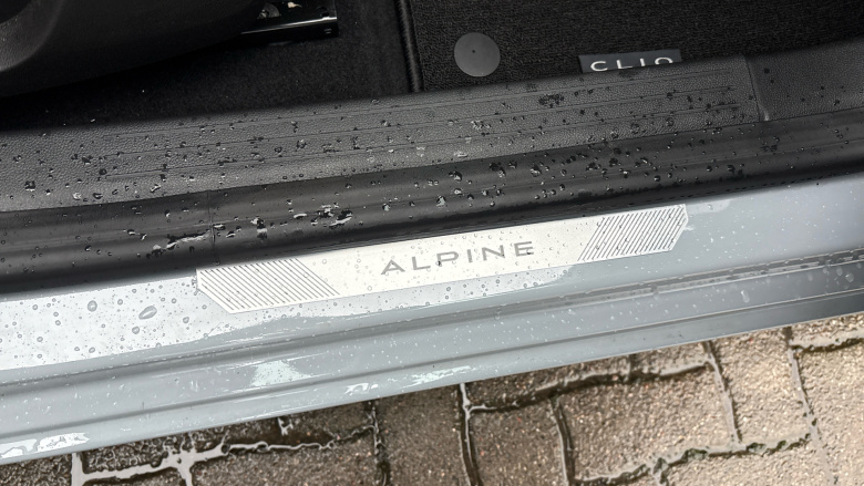 Renault Clio 1.6 E-TECH full hybrid 145 Esprit Alpine 5dr Auto Hybrid Hatchback